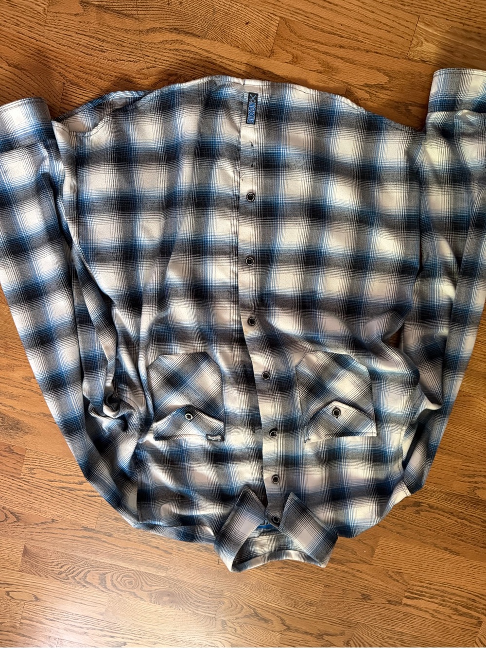 DIXXON Blue and White Plaid Casual Button-Down Shirt